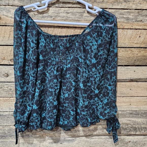 NWT Isabel Maternity Black And Green‎ Lined Chiffon Blouse - Picture 7 of 8